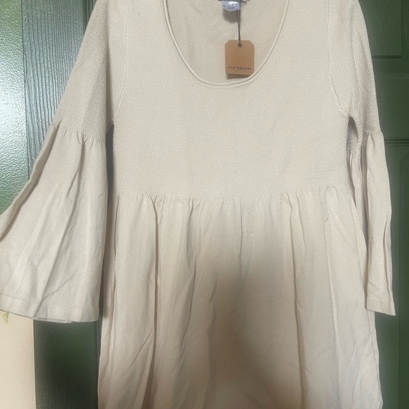 EARTHBOUND Tops - EARTHBOUND NEW Textured Cream Top